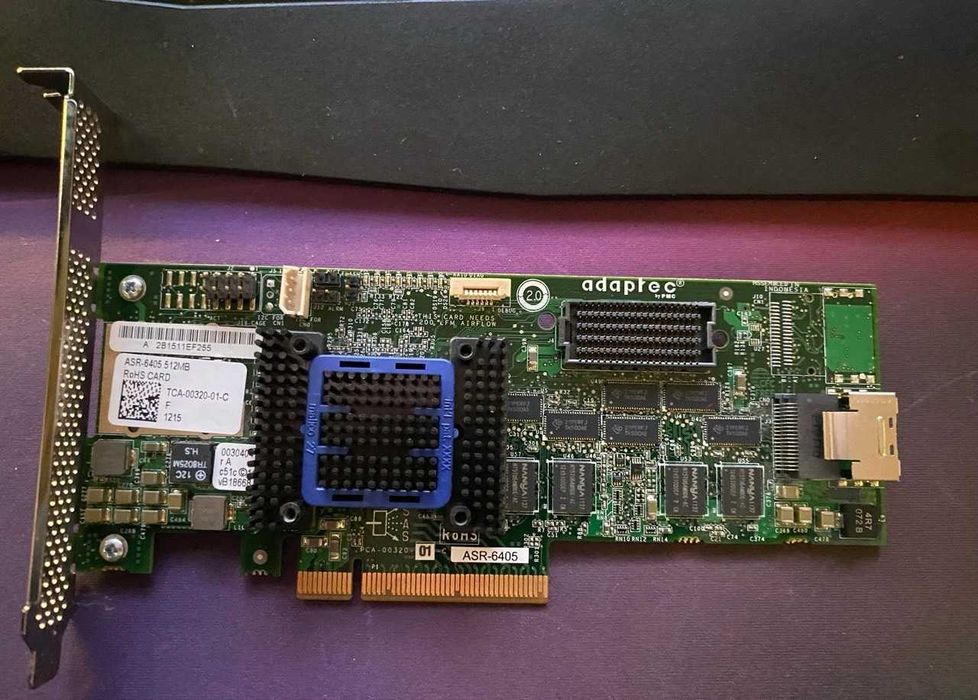 Adaptec ASR-6405 RAID контролер