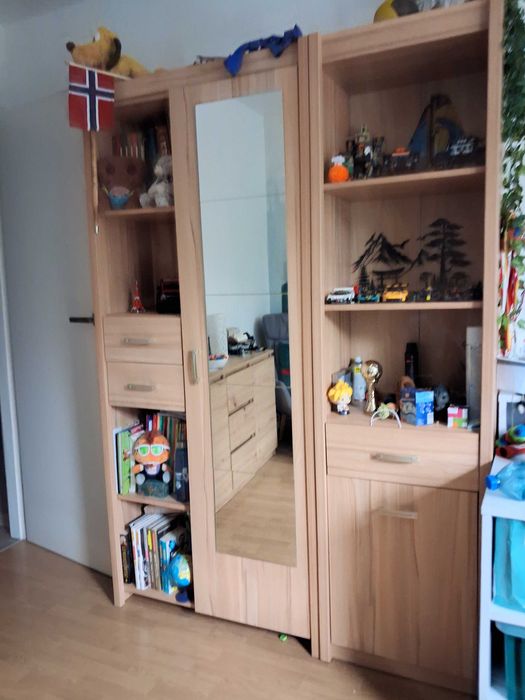 Regał szafa drewniany