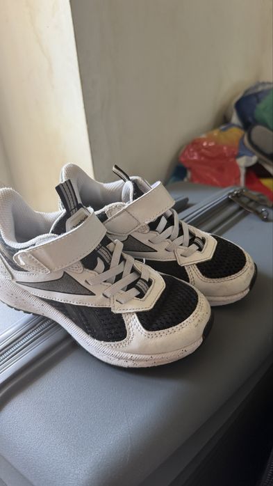 Кросівки  дитячі Reebok оригінал 28
