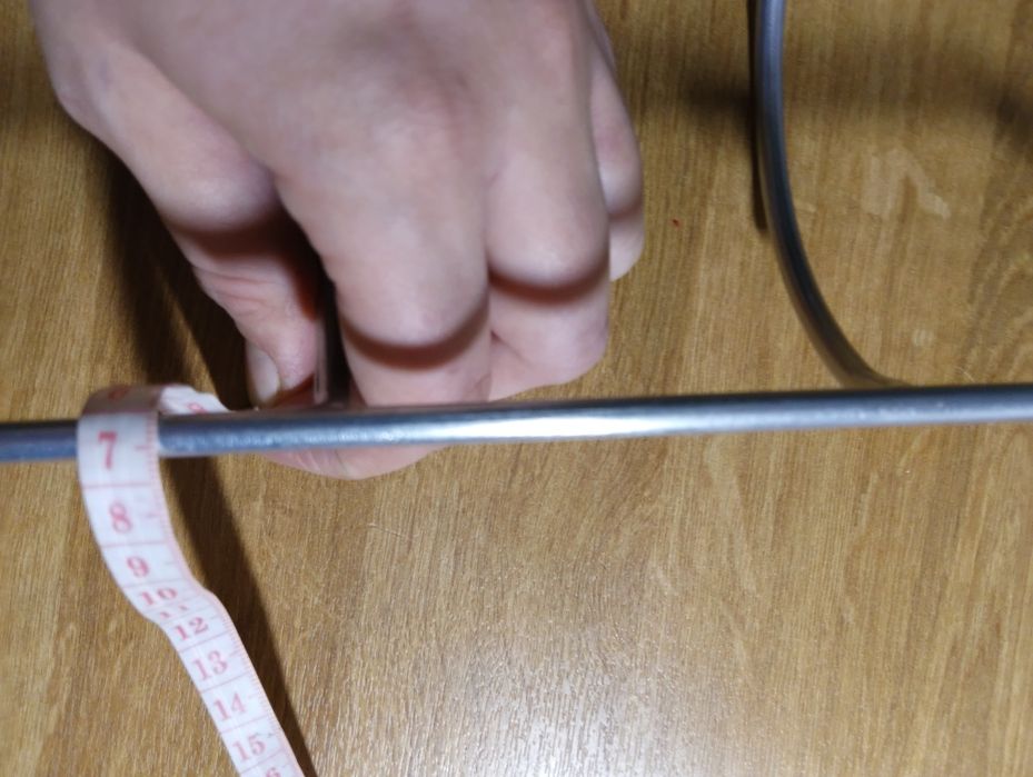 Metalowy stojak na wino, półka na butelki Ikea