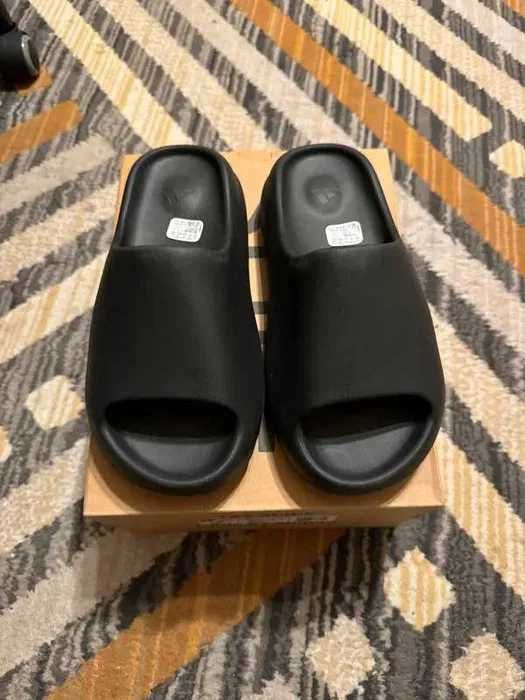 Adidas Yeezy Slide Czarny  R.42