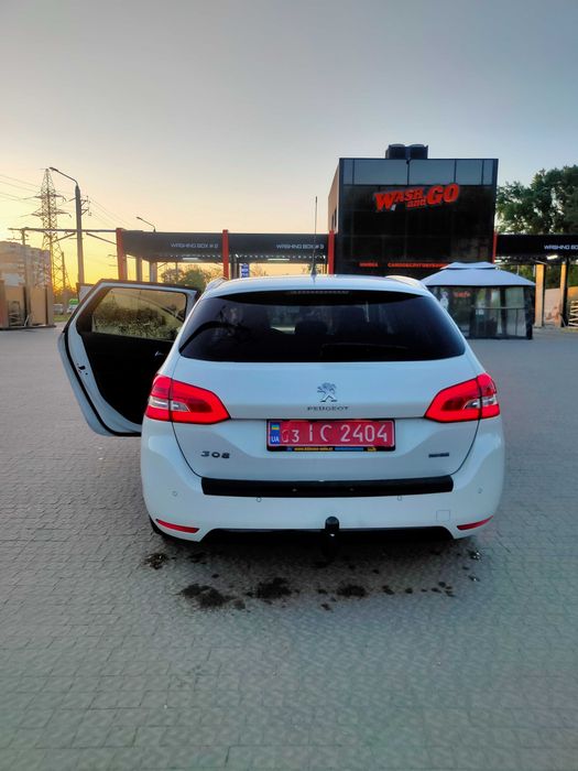 PEUGEOT 308-2015 рік