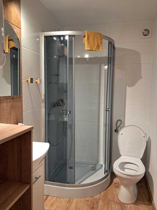 Domek nad jeziorem Ośrodek Basen Jacuzzi Ostoja Lipiny Wakacje Las