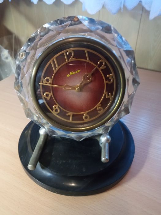 Механічний годинник Маяк