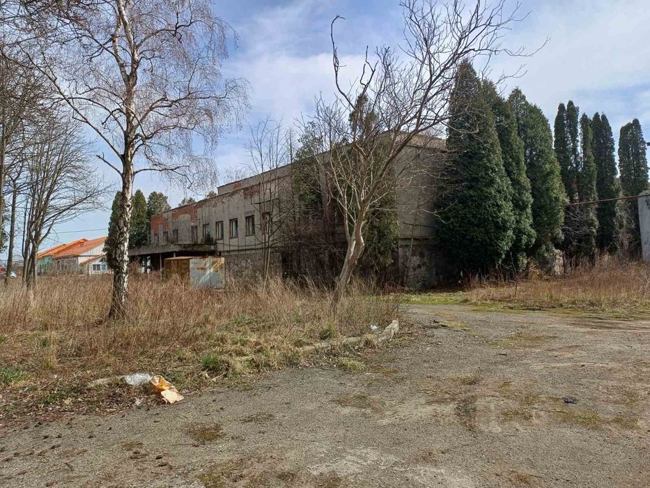 Продаж або оренда комерційного приміщення їдальні площею 3200м.кв