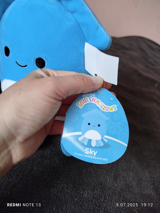 Squishmallows Kałamarnica Sky.