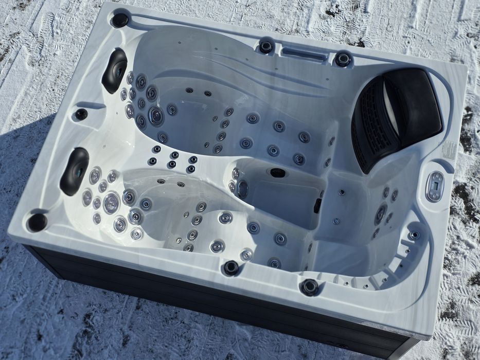 Luksusowe jacuzzi 3 osobowe | 2 leżanki | 2x3hp | Balboa | bluetooth |
