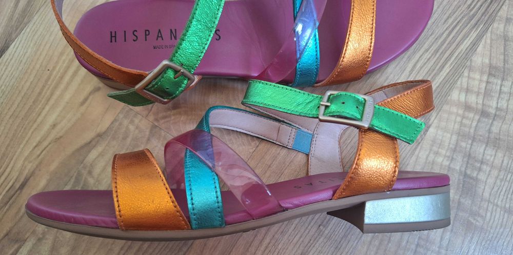Kolorowe sandałki skórzane Hispanitas 38