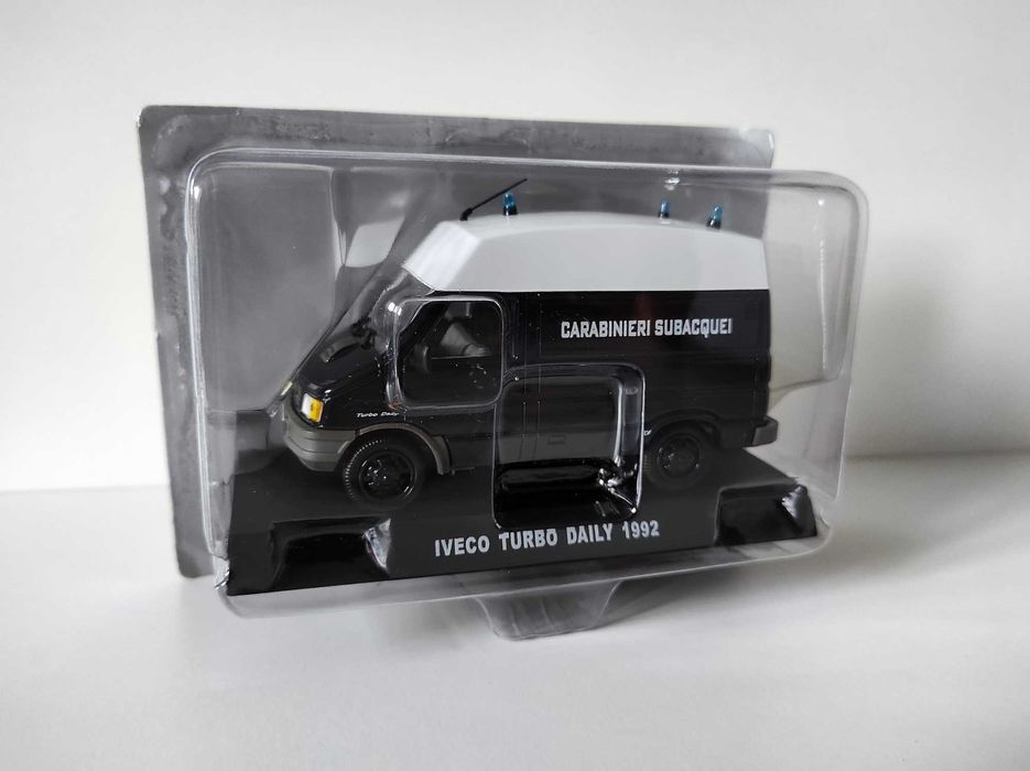 Iveco Turbo Daily 1992 CARABINIERI DeAgostini 1:43