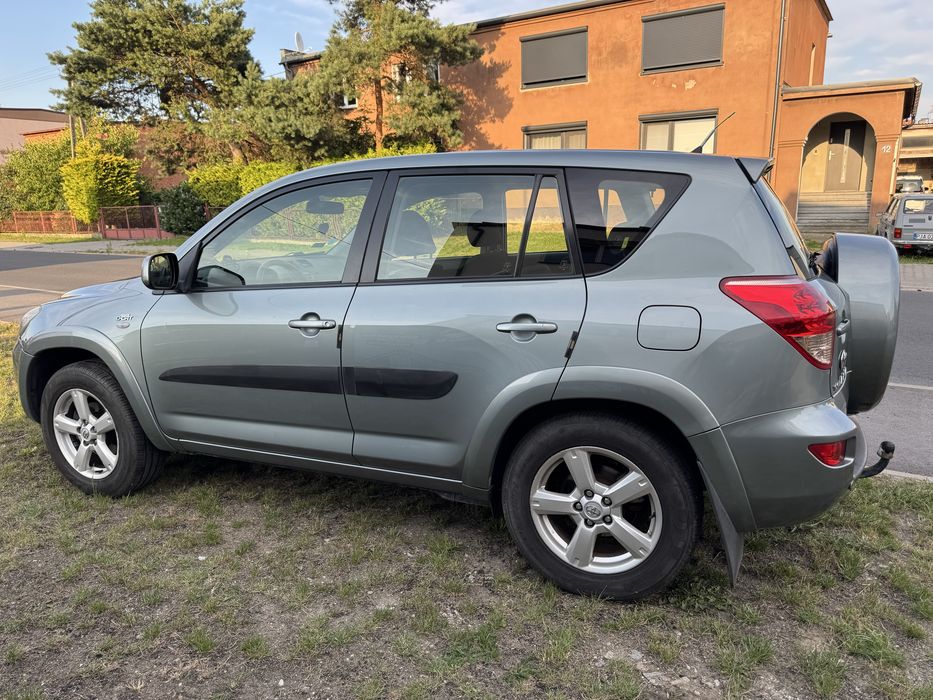 Sprzedam TOYOTA RAV4 2007 r