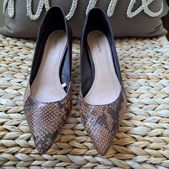 Sapatos Cortefiel animal pint 38 novos