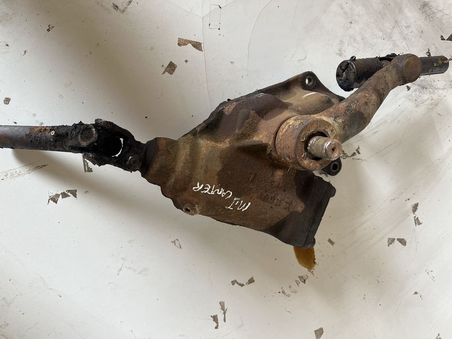 Caixa Direcao Mitsubihsi canter F331 Ano 1996