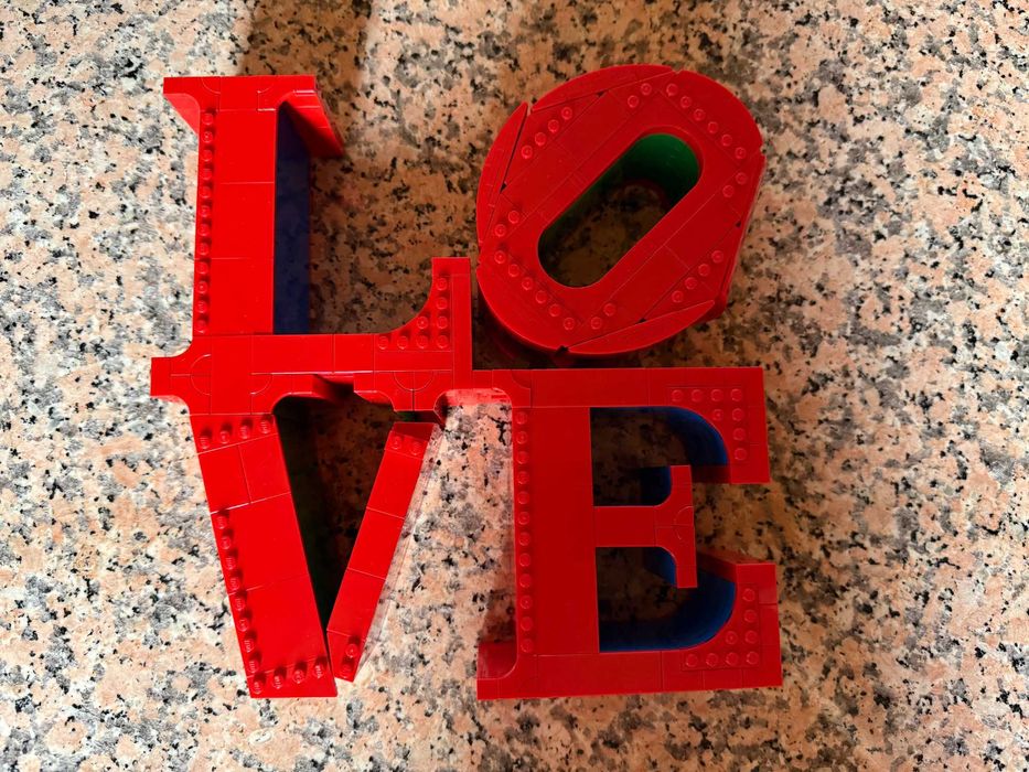LEGO Art 31214 — LOVE de Robert Indiana — Com caixa