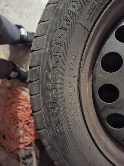 Felgi  16 cali stalowe vw bora opony lato , kołpaki