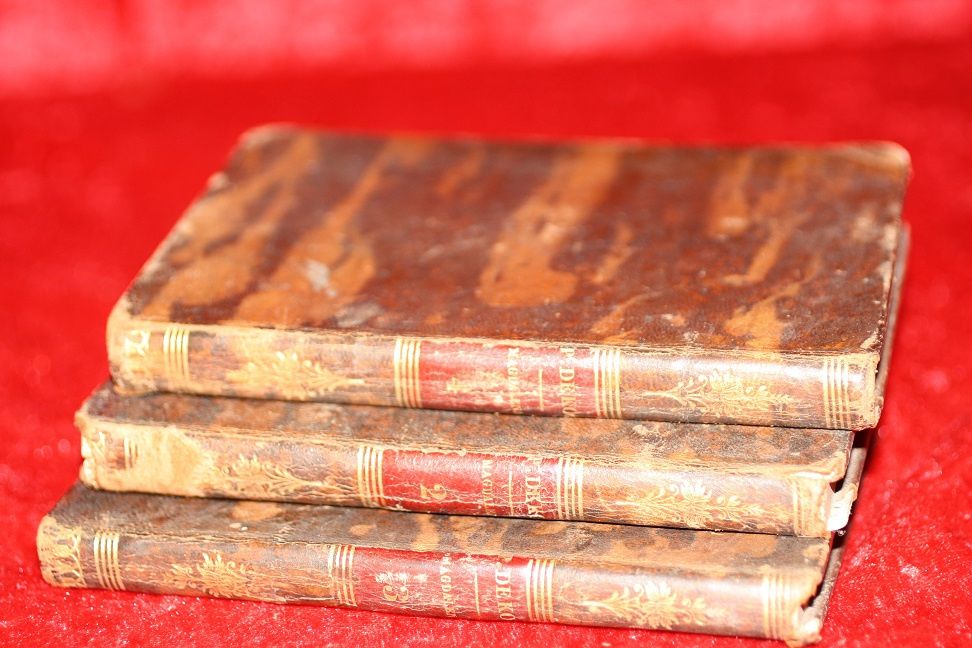 onjunto de 3 livros do romance Magdalena