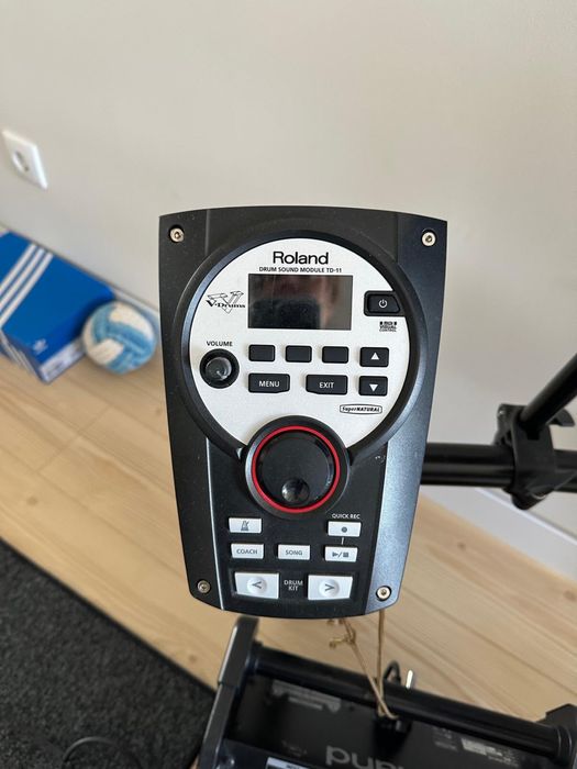 V-Drums Bateria TD-11KV com Amplificador Roland
