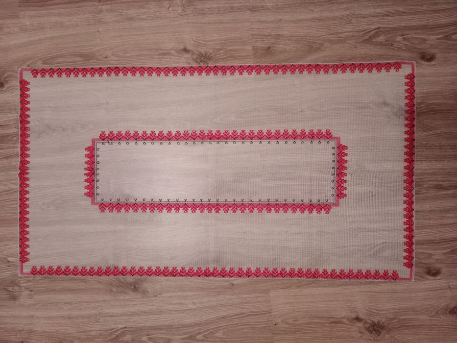 Obrus,obrusik,bieżnik,używane,święta