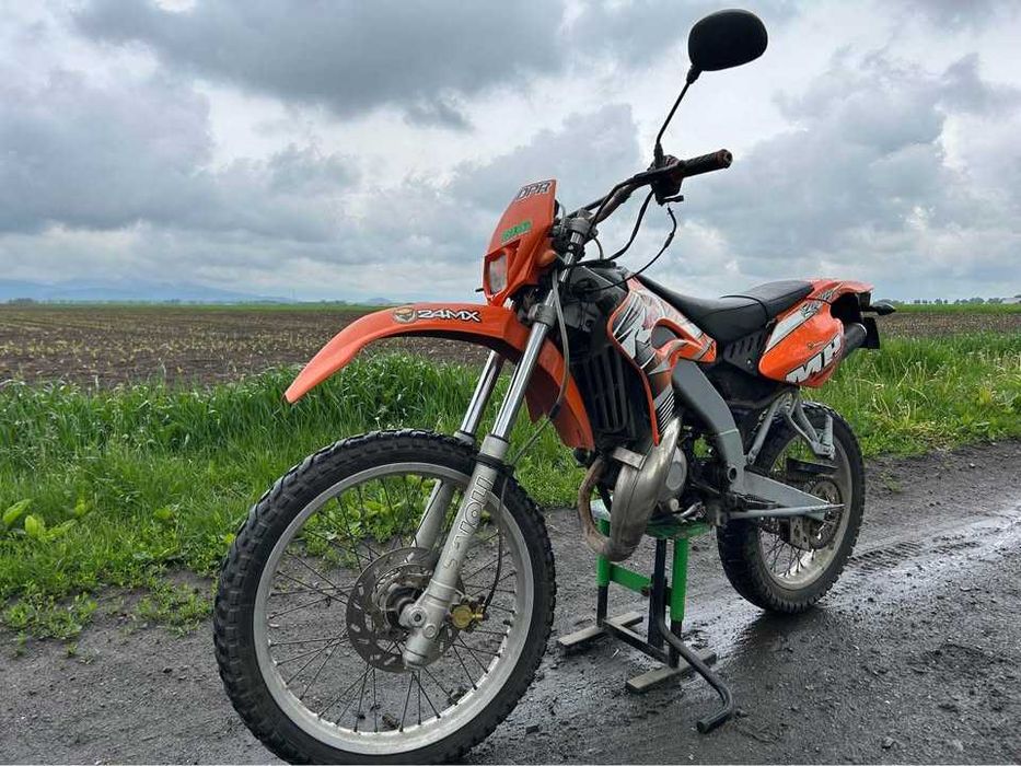 Motorhispania RYZ 50 AM6 malaguti yamaha dt derbi senda