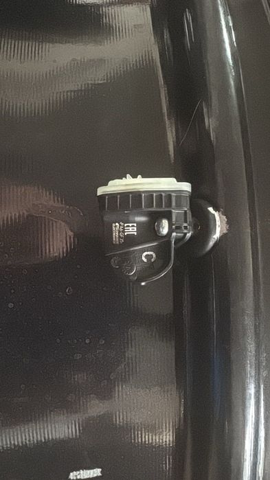 19 cali – 4 oryginalne felgi aluminiowe Kia EV6 bicolor TPMS