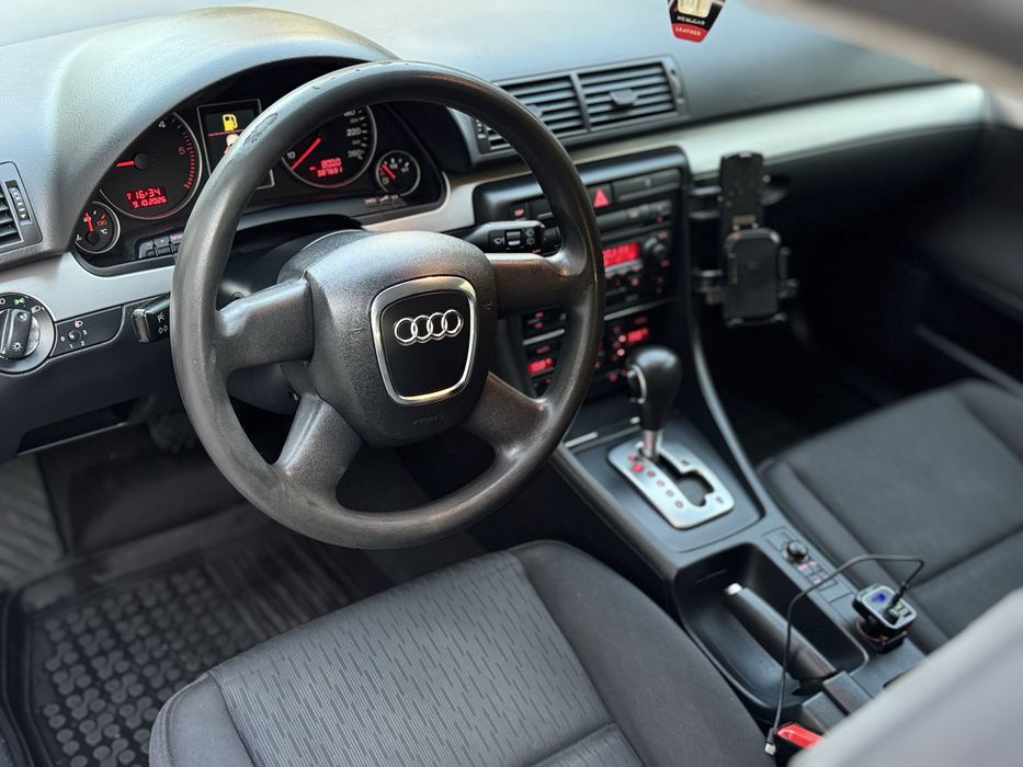 Продам Audi A4 B7  2.0 TDI 103kw Автомат .