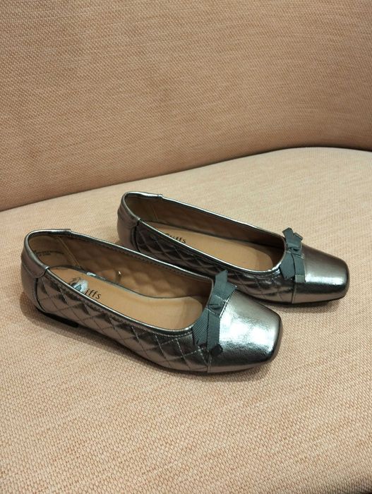 Туфлі для дівчинки