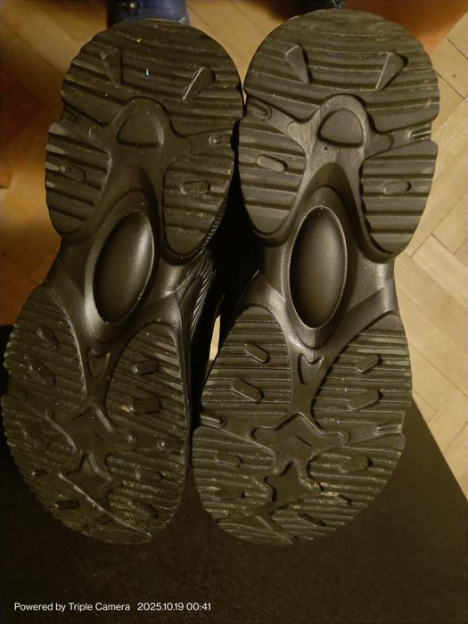 Кросівки жіночі ,26,6 см устілка