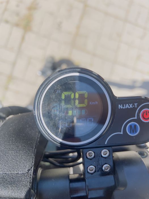 Продам электросамокат Kugoo M4 Pro.