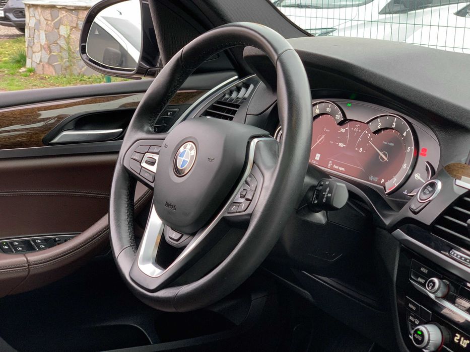 BMW X3 2018 2.0 бензин