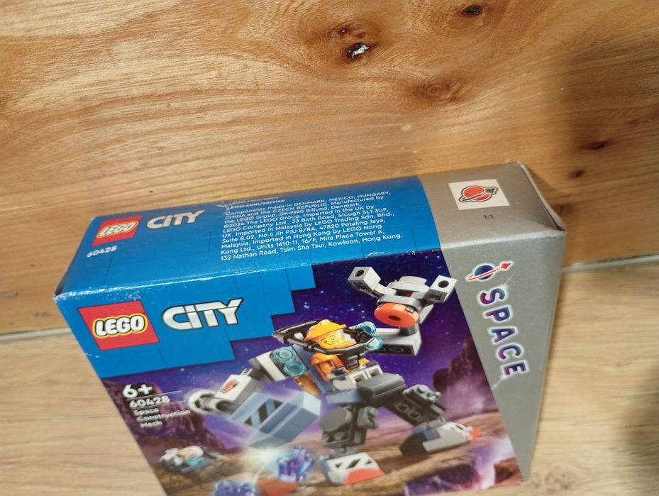 LEGO City 60428 Kosmiczny mech