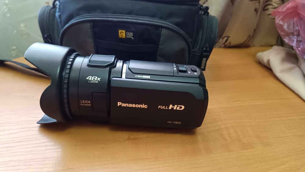 Видеокамера Panasonic hc- v 800.