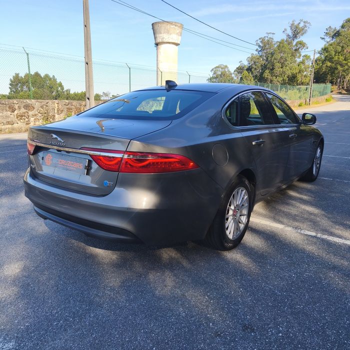 Jaguar XF-e 2.0D Prestige