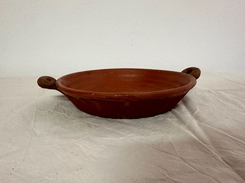 Frigideira de barro antiga