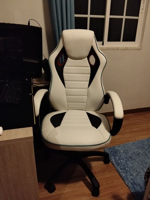 Vendo PC gaming fixo .