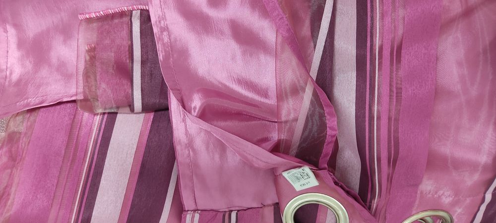 4 cortinados rosa/lilás