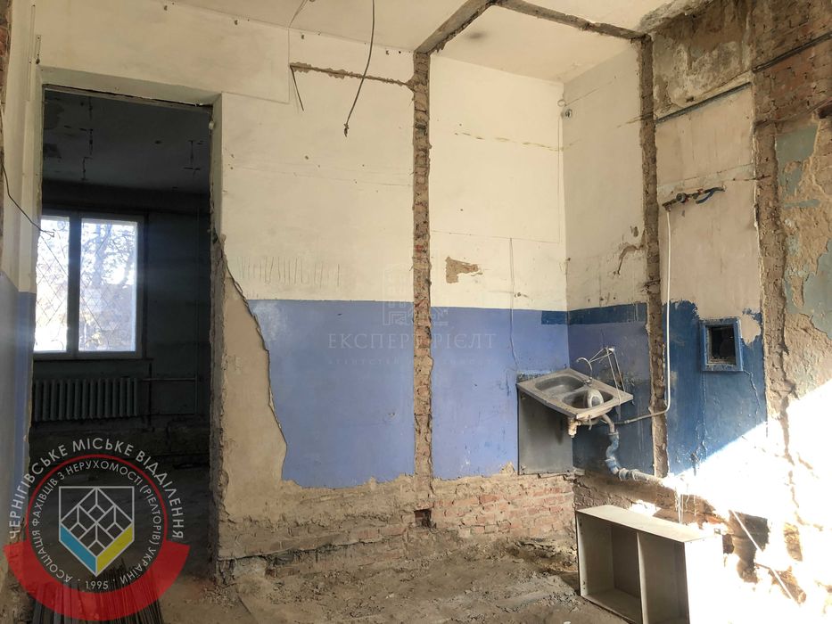 RLT V01 Оренда фасадного приміщення, вул. О. Довженка 96