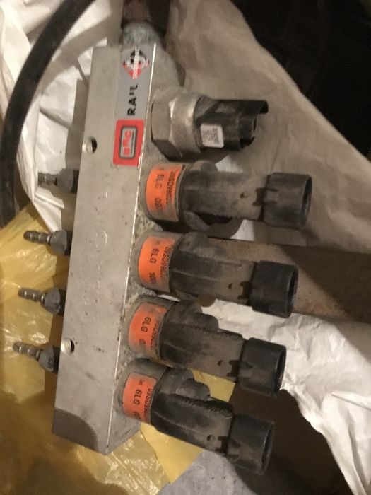 Форсунки газові BRS з планкою.