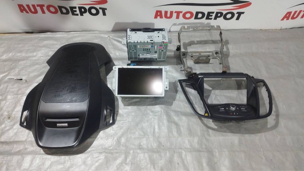 Мультимедия Sync 2 Ford Escape полный комплект в сборе