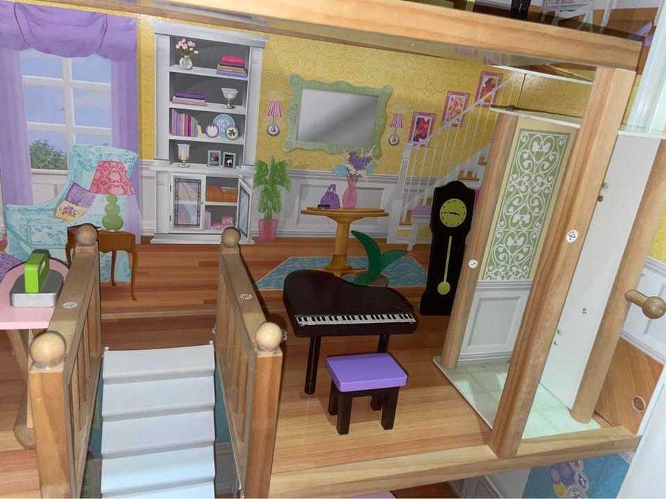 Casa de Bonecas de madeira