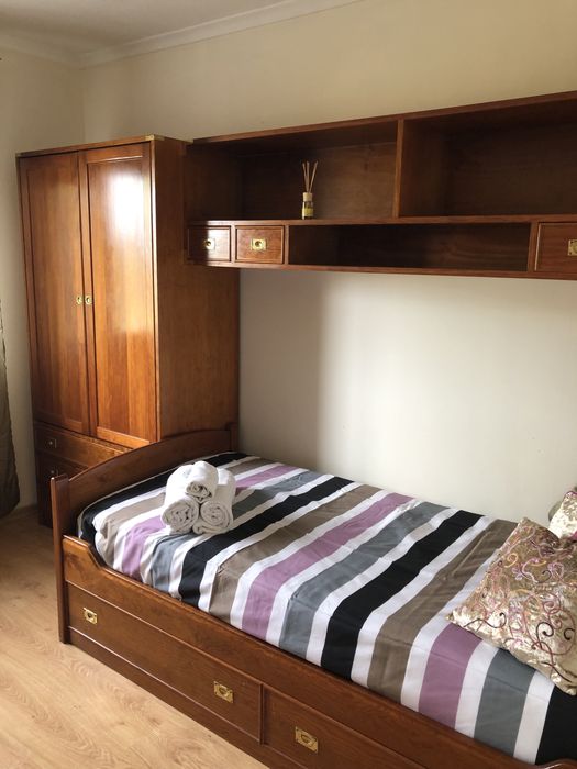 Apartamento T4 arrenda- se