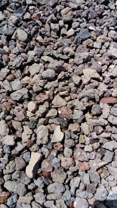 Pedra Vulcânica/Lava de vulcão; 150€/Big Bag de 800Kg