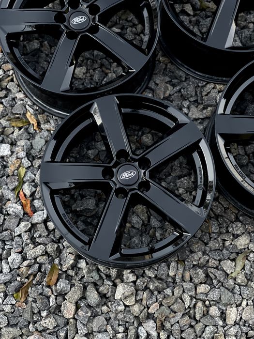 Диски Dezent R17 5.108 ET50 Форд Фокус Мендео Фюжн Куга Ескейп