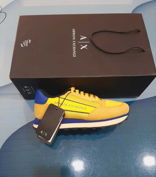 Кросівки оригінальні Armani Exchange 38р.