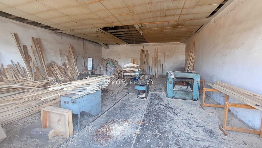 Продаж комплексу будівель. Деревообробка
