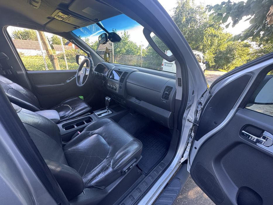 Nissan Navara 2.5 d
