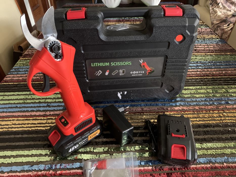 Tesoura de podas64584977499009121