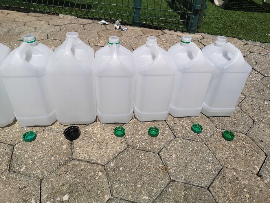 12 Garrafões de 5L