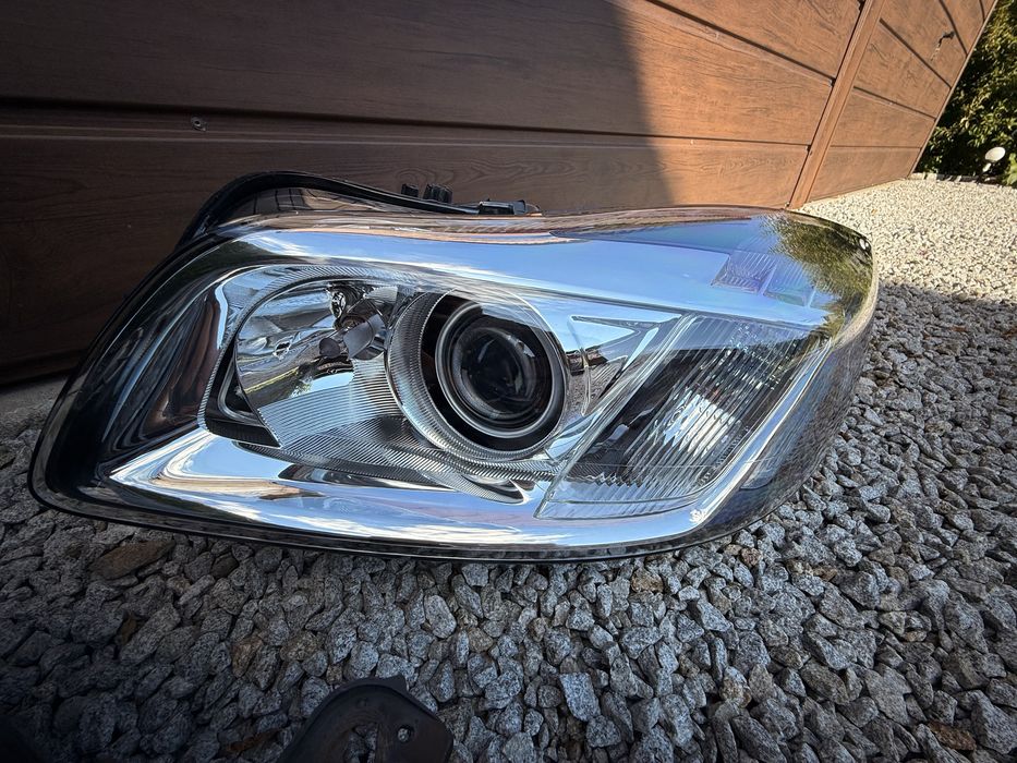 Opel Insignia reflektory lampy uszczelnione po regeneracji naprawa