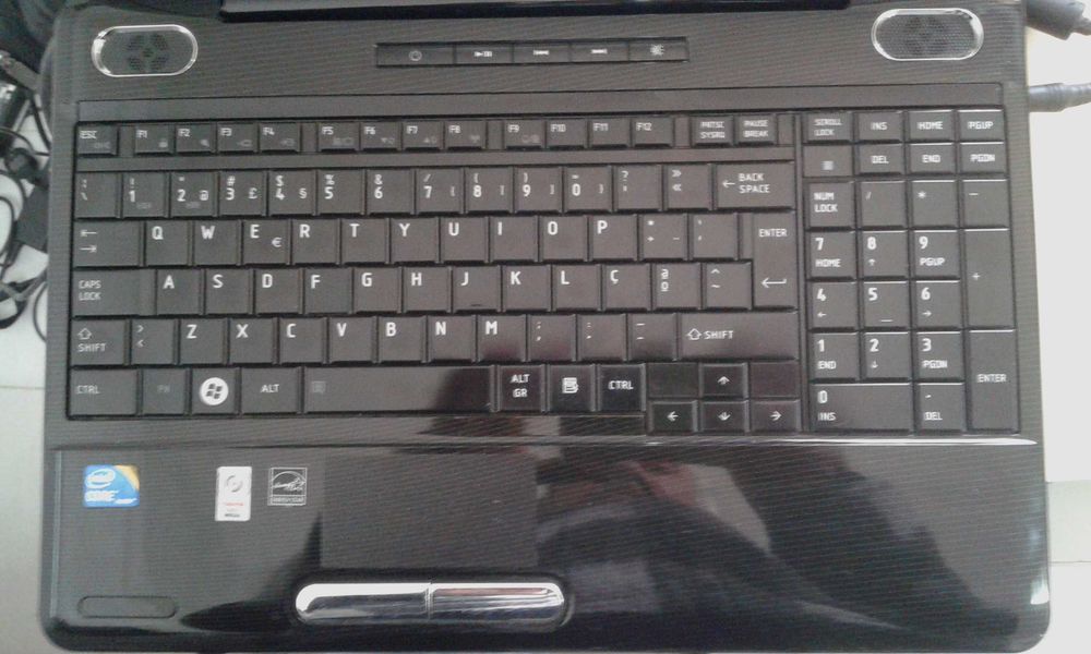 Toshiba L505 (i3) como novo
