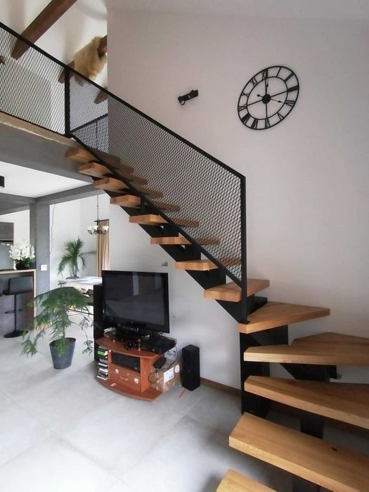 Schody dębowe loft konstrukcja stalowa