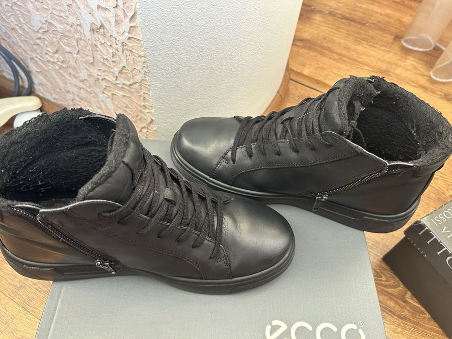 Зимові жіночі ботинки